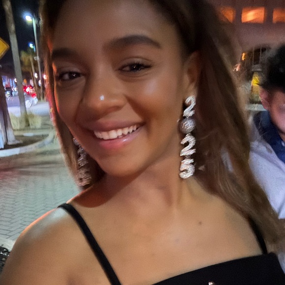 dejahoward19